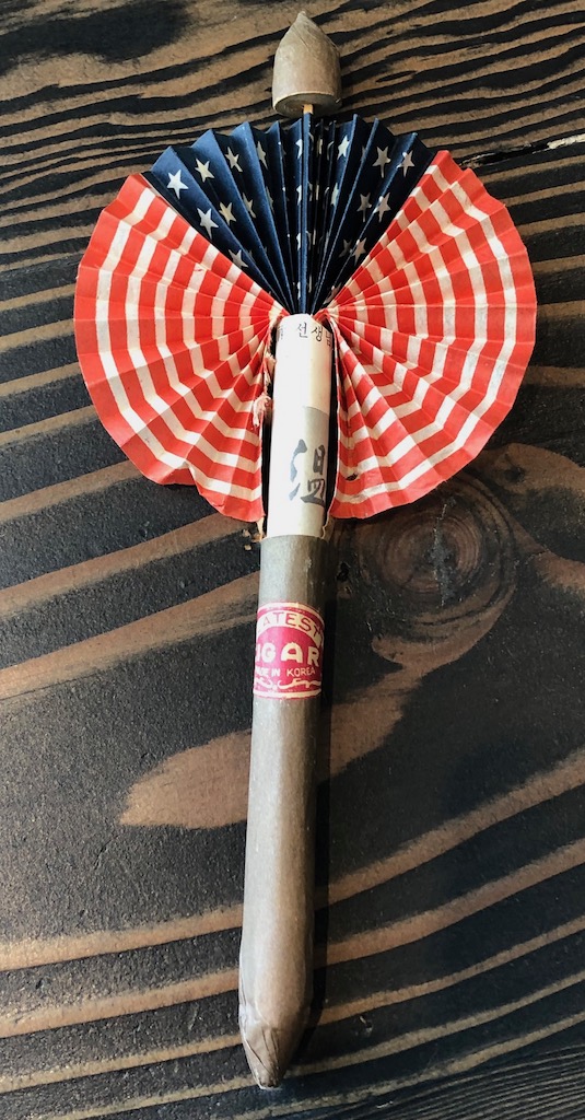 Vintage Latest Cigar Patriotic American Flag Pull Out Fan 2.jpg