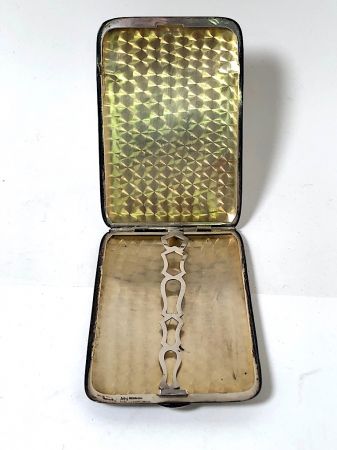 MH Stamped with Sterling Mark Cigarette Case 10.jpg