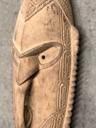 Papua New Guinea Ramu Mask From Ex Barron Collection 1980 17.jpg