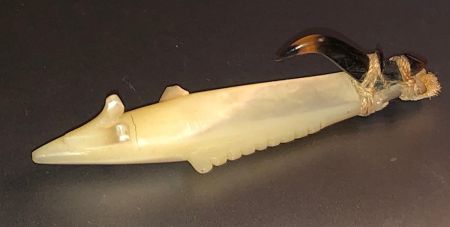 Solomon Island Trolling Lure Mother Of Pearl with Turtle Shell Carved Hook  6.jpg
