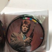 David Bowie Picture Disc Box Set Fashions 11.jpg