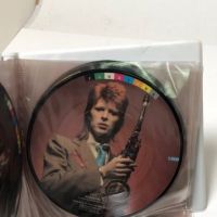 David Bowie Picture Disc Box Set Fashions 11.jpg