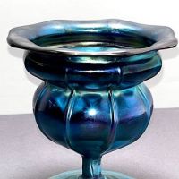 L C TiffanyBlue Favrile 4561 D Sherbert 1909 4 (in lightbox)