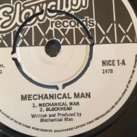 Devo 7%22 Mechanical Man UK Press on Elevator Records 1978 6.jpg