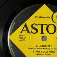 The Masters Apprentices EP on Astor 6.jpg