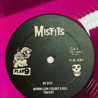 The Misfits Die Die My Darling on Plan 9 Records 1st Printing purple vinyl 10.jpg