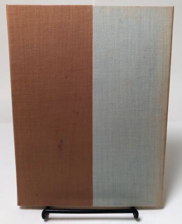 Utamaro Text Lubor Hajek Published By Spring Books Soft Cover with Folding Case 21.jpg