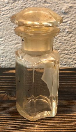 19th Century Narcotic Apothecary Jar Morph. Muriat. 5.jpg