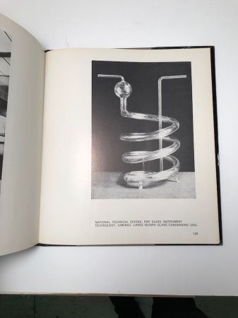 Glass In Modern Architecture of the Bauhaus Period by Arthur Korn 1st edition 12.jpg