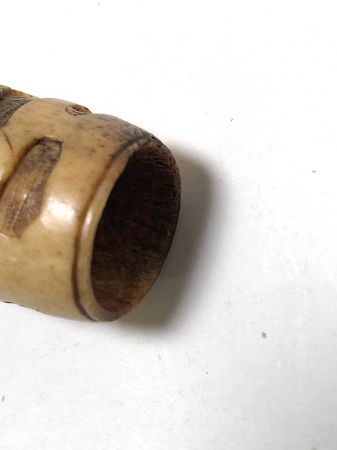 Japanese Kiseru zutsu Pipe-Case Carved Antler Circa Late 19th C 20.jpg