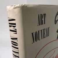 Art Nouveau by Robert Schmutzler Hardback with DJ 1962 2.jpg