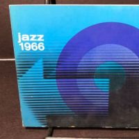 Jazz 66 67 68 Cataloges Verve, MGM Deutsche Grammophon Printed in Germany 2.jpg (in lightbox)