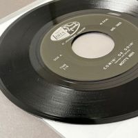 Mott's Men Comin' Or Goin' b:w She Is So Mean on Loren Records 9.jpg