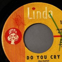 The Romancers Love’s The Thing b:w Do You Cry on Linda 120 Promo 4.jpg