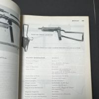 The World's Submachine Guns Volume 1 st Ed 2nd Printing by Thomas Nelson 9.jpg
