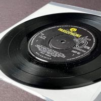 Thor’s Hammer Umbarumbamba Ep. Parlophone 10.jpg