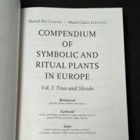 2 Vol. with Slipcase Compendium of Symbolic and Ritual Plants in Europe Trees Shrubs Herbs by Marcel de Cleene and Marie Claire Lejeune 5.jpg