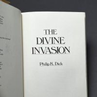 The Divine Invasion by Philip K. Dick Hardback with Dust Jacket 1st Edition Timescape Books 6.jpg