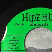 Underdogs Get Down On Your Knees Surprise on Hideout Records 10.jpg