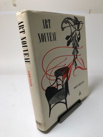 Art Nouveau by Robert Schmutzler Hardback with DJ 1962 4.jpg