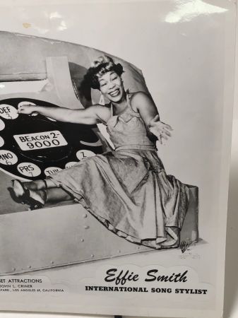 Effie Smith Dial That Telephone Duo Disc Press Photo 5.jpg