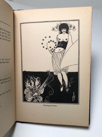 Salome by Oscar Wilde Illustrated by Aubrey Beardsley 1930 Hardback 16.jpg