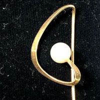 14K Gold Modernist Desgined Earrings with Pearl 6.jpg