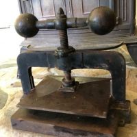 Antique Cast Iron Book Press Binding 16.jpg