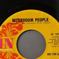 ESB Mushroom People b:w Let Me Touch You on Inarts Records 5.jpg