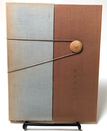 Utamaro Text Lubor Hajek Published By Spring Books Soft Cover with Folding Case 2.jpg