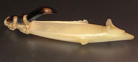 Solomon Island Trolling Lure Mother Of Pearl with Turtle Shell Carved Hook 7.jpg