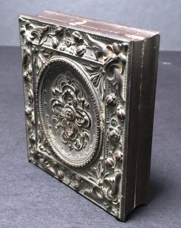 Thermoplastic Union Case Sixth Plate Ambrotype 6.jpg