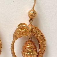 18k Gold Etruscan Revival Ram's Head Bracelet Earrings and Brooch Set 15.jpg