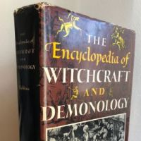 Encyclopedia of Witchcraft and Demonology by Rossell Hope Robbins 159 Book Club Edtion 2.jpg