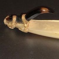 Solomon Island Trolling Lure Mother Of Pearl with Turtle Shell Carved Hook  7 (in lightbox)