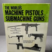 The World's Machine Pistols and Submachine Guns by Thomas Nelson Volume II 1.jpg