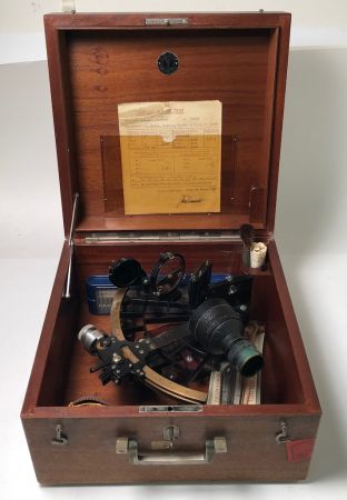 C. Plath Trommel Sextant 28459 Hamburg Germany 1940s Original Box and Fixtures 1.jpg