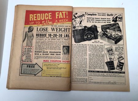 Headline Comics No 27 December 1947 Published by Prize 18.jpg
