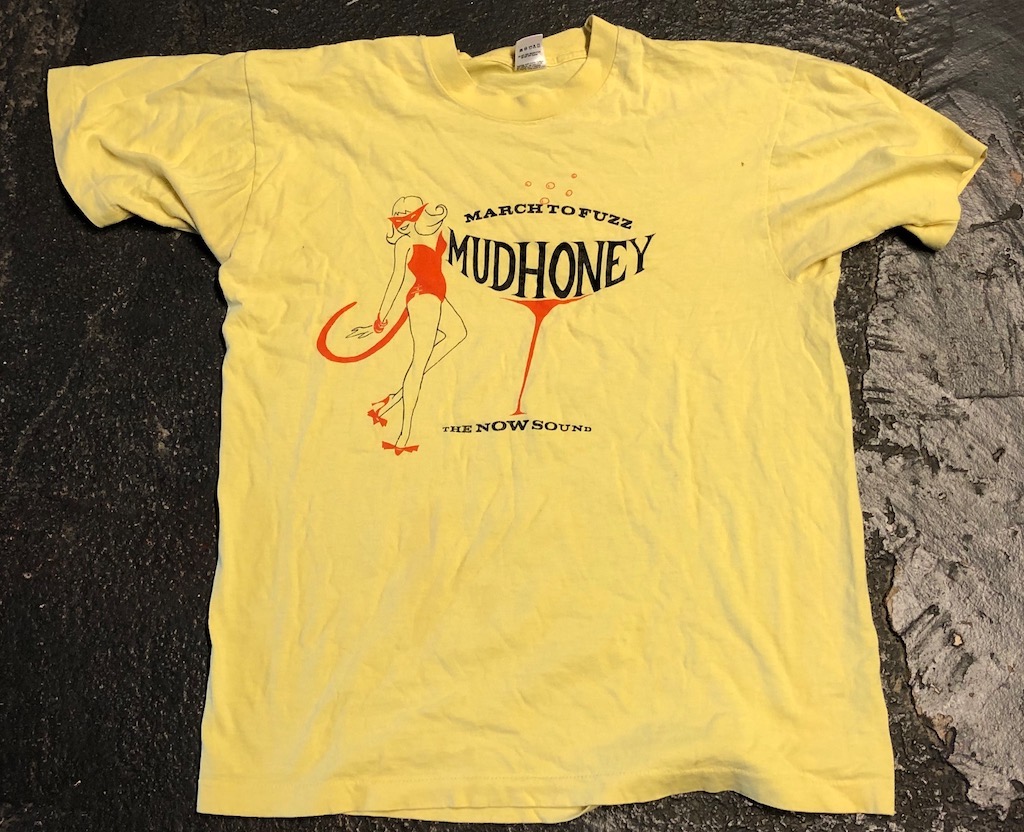 Mudhoney Tour Los Playboys International Tour Shirt Large Yellow 1992 1.jpg