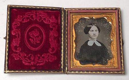 Ninth Plate Daguerreotype Hand Tinted Woman with Large White Lace Collar 12.jpg