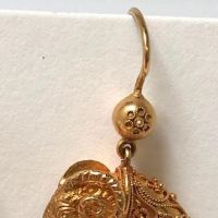 18k Gold Etruscan Revival Ram's Head Bracelet Earrings and Brooch Set 16.jpg