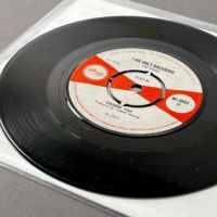 Chords Five I Am Only Dreaming b:w Universal Vagrant on Island Records 13.jpg