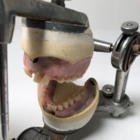 Hanau Articulator Horizontal Condylar Indication with Wooden Box  9.jpg