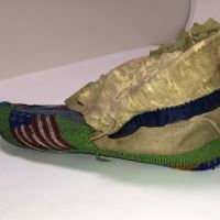 Pair of late 19th Indian Moccasins with American Flag  Beaded 14.jpg