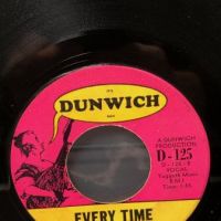 The Del-Vetts Last Time Around  on Dunwich 1st press 8.jpg