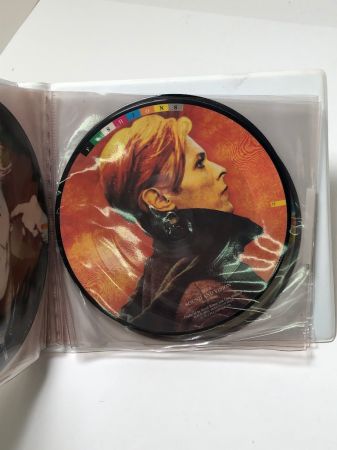 David Bowie Picture Disc Box Set Fashions 14.jpg