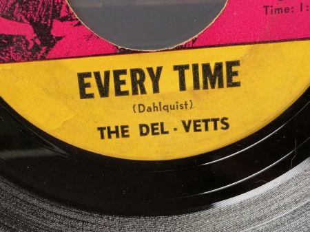 The Del-Vetts Last Time Around on Dunwich 1st press 9.jpg