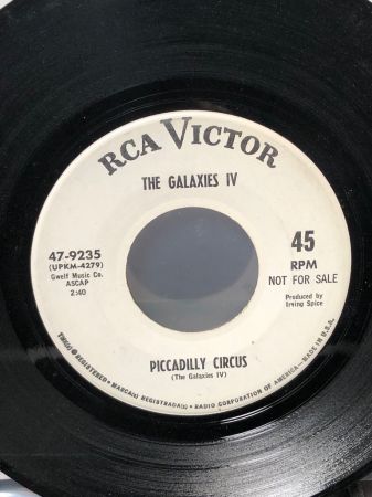 The Galaxies IV Don’t Lose Your Mind on RCA Victor 8.jpg