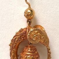 18k Gold Etruscan Revival Ram's Head Bracelet Earrings and Brooch Set 17.jpg