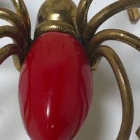 Vintage Large Red Bakelite Brass Spider Brooch Pin 13.jpg